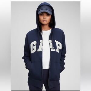 🎉 3/$15 Gap Navy Logo Hoodie S